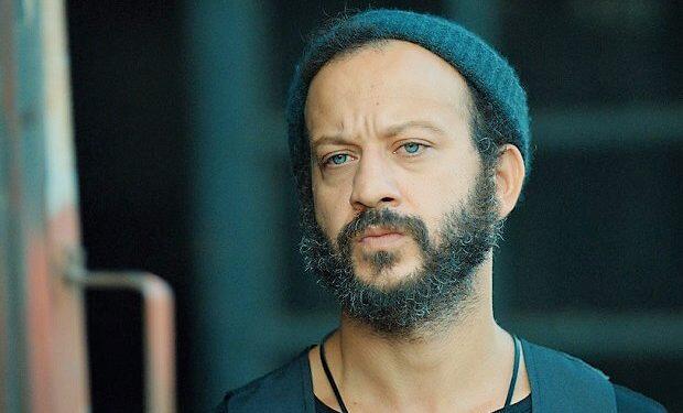 Özündən 11 yaş kiçik sevgilisi üzə çıxdı 