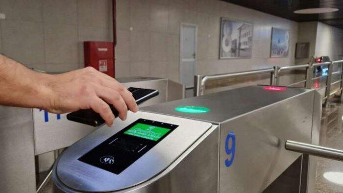 Onlar metroda əlavə pul &ouml;dəyəcək