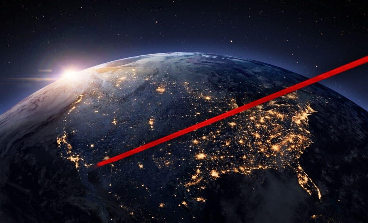 NASAdan böyük uğur: 350 milyon kilometrlik məsafəyə məlumat ötürüldü