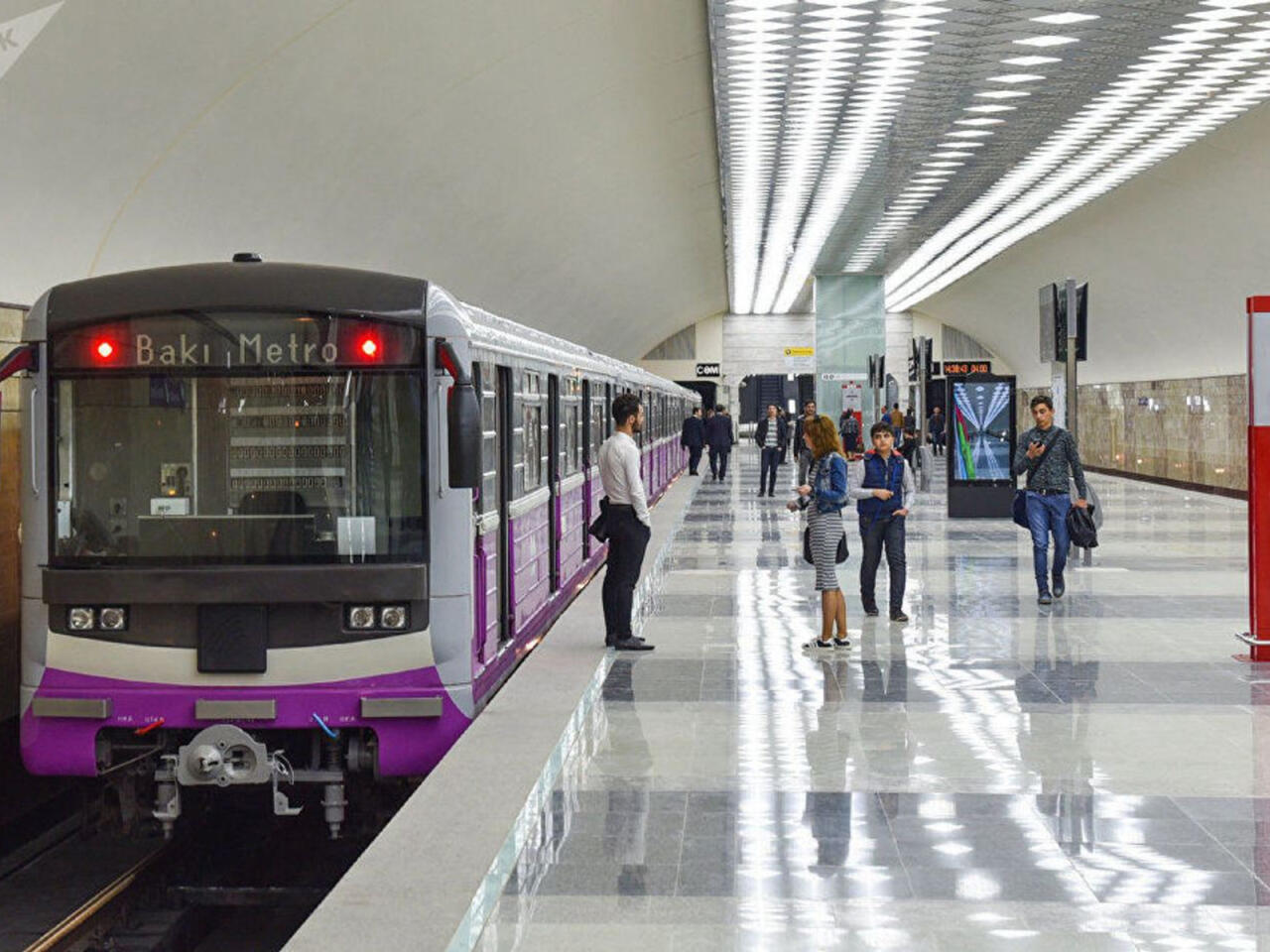 Bakıda tikiləcək 10 yeni metro stansiyası ilə bağlı DETALLAR 