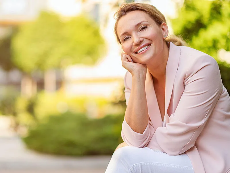 50 yaşdan yuxarı qadınlara