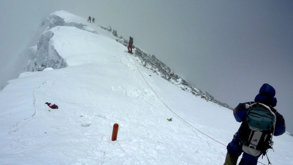 Turist uçuruma yuvarlandı  Anbaan