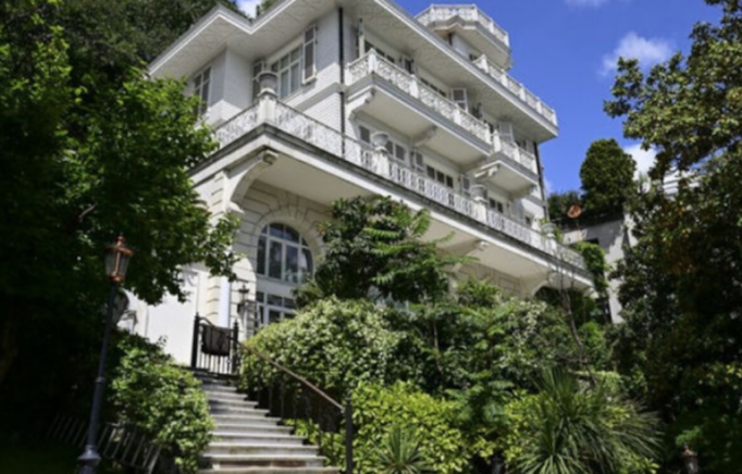 Türkiyədə həmin malikanə satıldı  Yeni sahibi kimdir? 