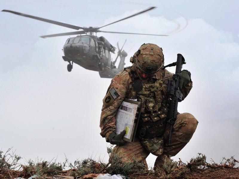 Hərbi gəlirlərdə rekord y&uuml;ksəlişi: g&uuml;c bazarını kim və nə &uuml;&ccedil;&uuml;n yenidən qurur?