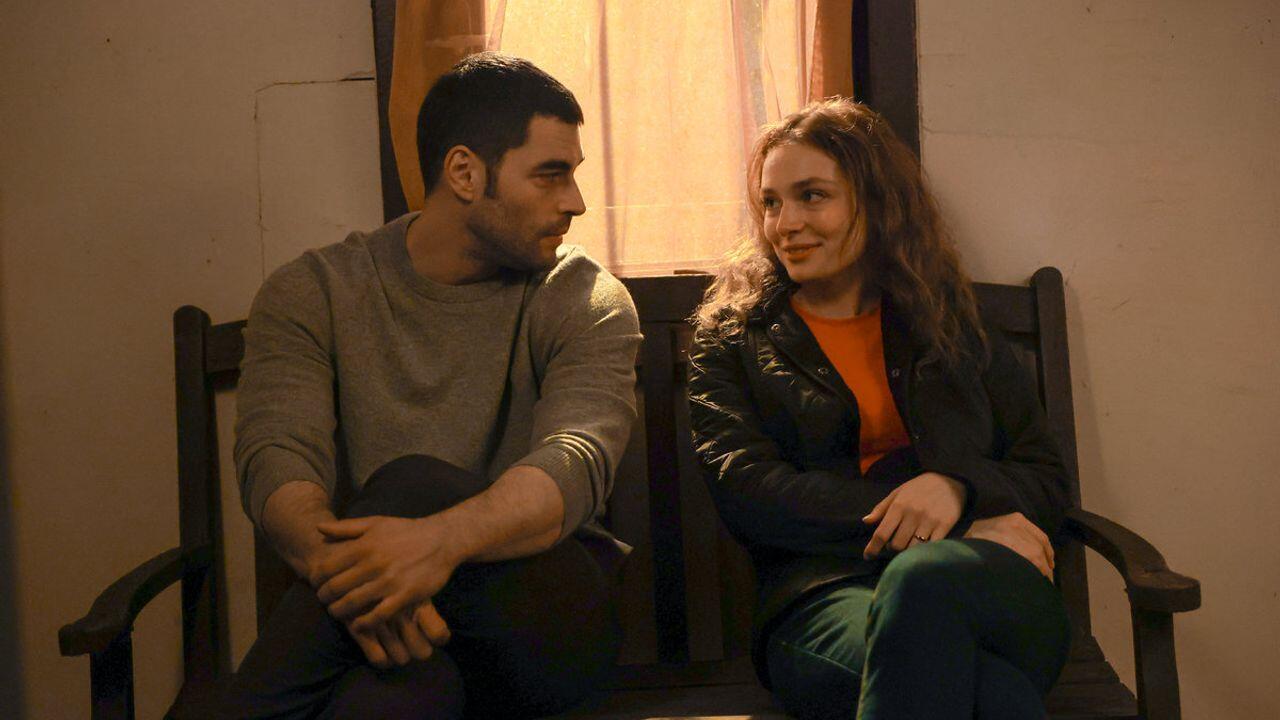 T&uuml;rkiyənin reytinqli serialında mahnımız səsləndi 