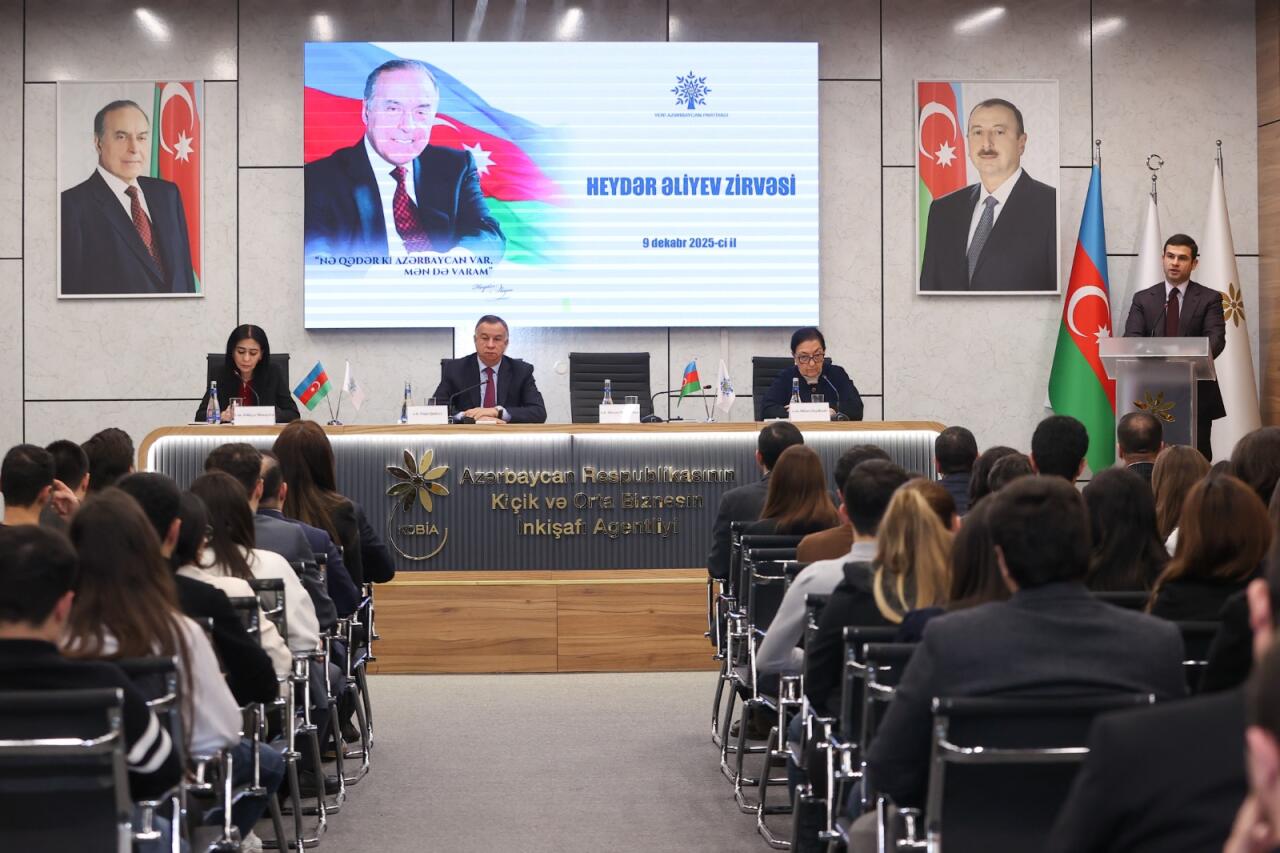 Heydər Əliyevin anım gününə həsr olunmuş “Heydər Əliyev zirvəsi”  FOTO