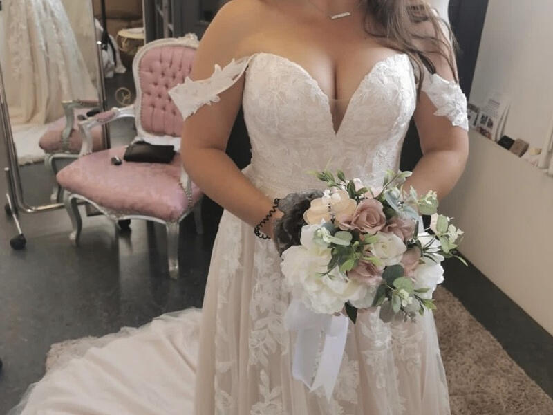 Bakıda gəlin toy günü salona sevgilisi ilə GƏLDİ 