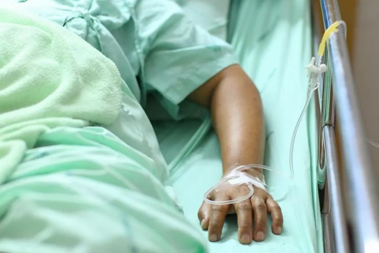 Bakıda Xalq artistinin oğlu D&Ouml;Y&Uuml;LD&Uuml;, xəstəxanaya yerləşdirilib 