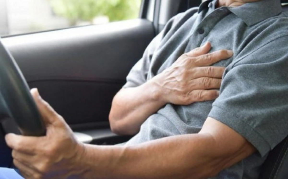 Bir ay &ouml;ncədən verilən siqnal: "Ağız qoxusu infarktın xəbər&ccedil;isidir"