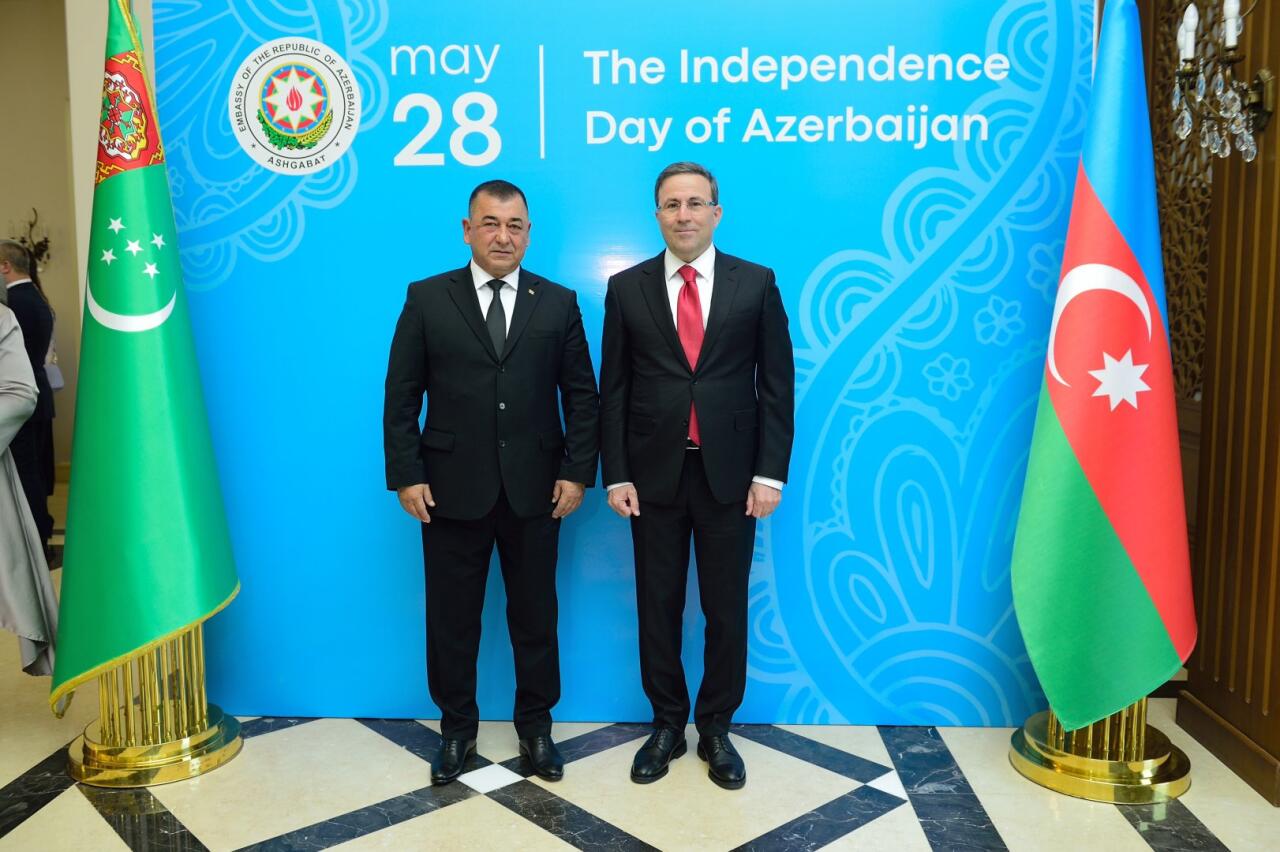 Türkmənistanda 28 May  Müstəqillik Günü qeyd olunub  FOTO