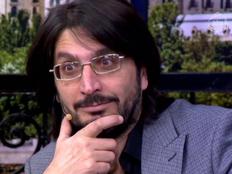 Həmin m&uuml;ğənnilərə verilişində qadağa qoyub