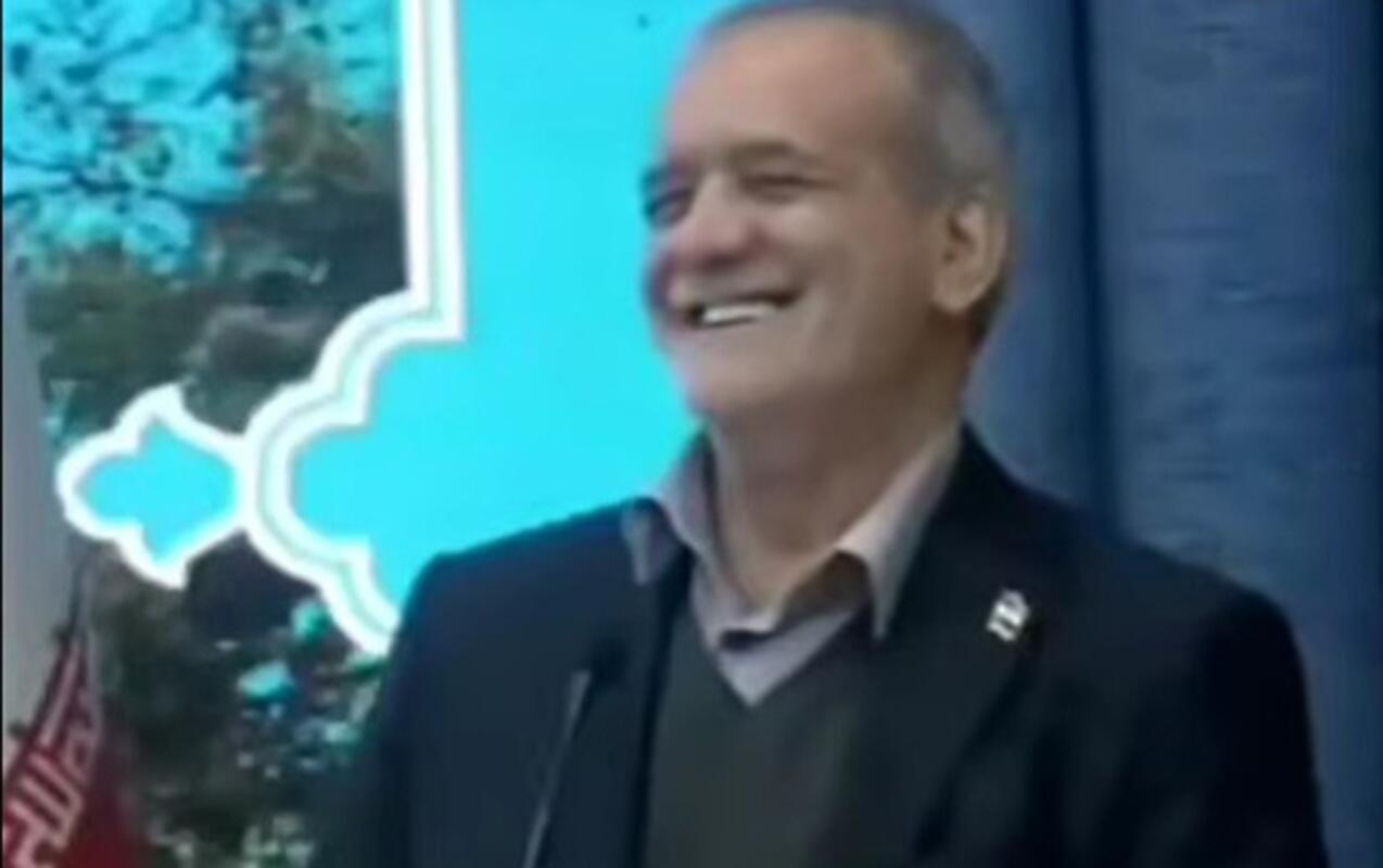 &ldquo;Sənin subaylığın məni &ouml;ld&uuml;rəcək, Pezeşkian&rdquo; 