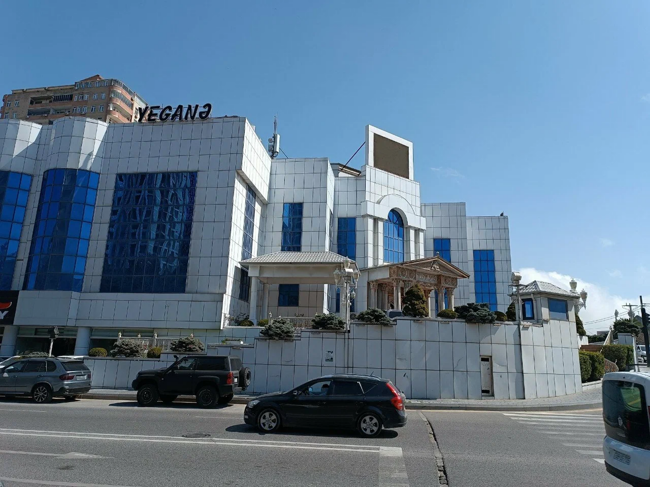 “Yeganə” şadlıq sarayı yüksək məbləğdə borca düşdü