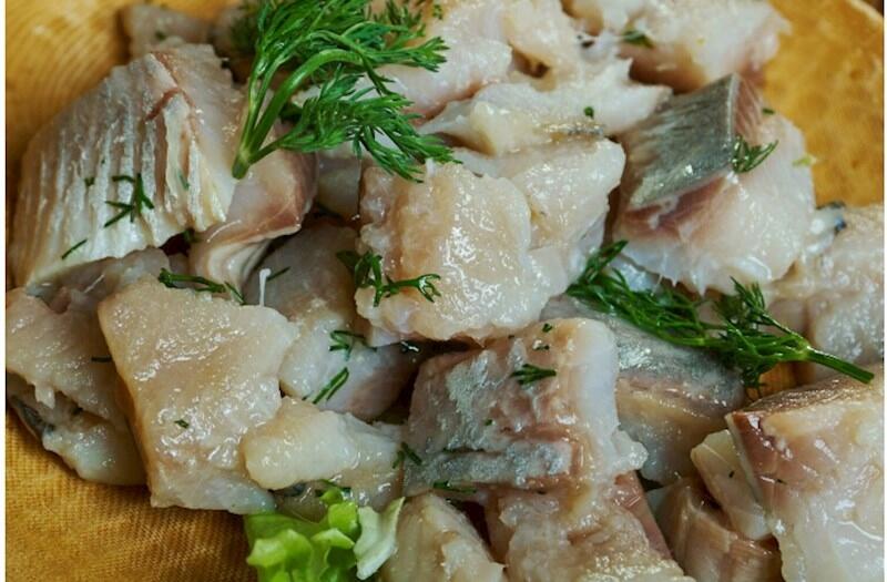 D&uuml;nyanın ən iyrənc yeməkləri bəlli oldu  Suiti &uuml;zgəcləri, quzu başı...