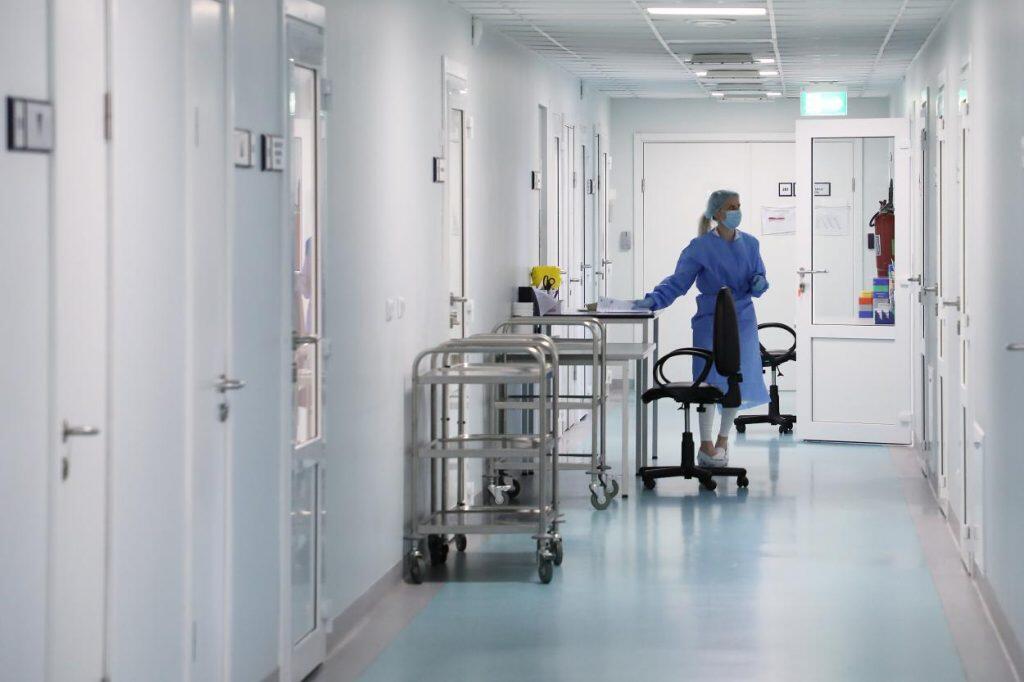 32 həftəlik hamilə qadın xəstəxanada &Ouml;LD&Uuml;