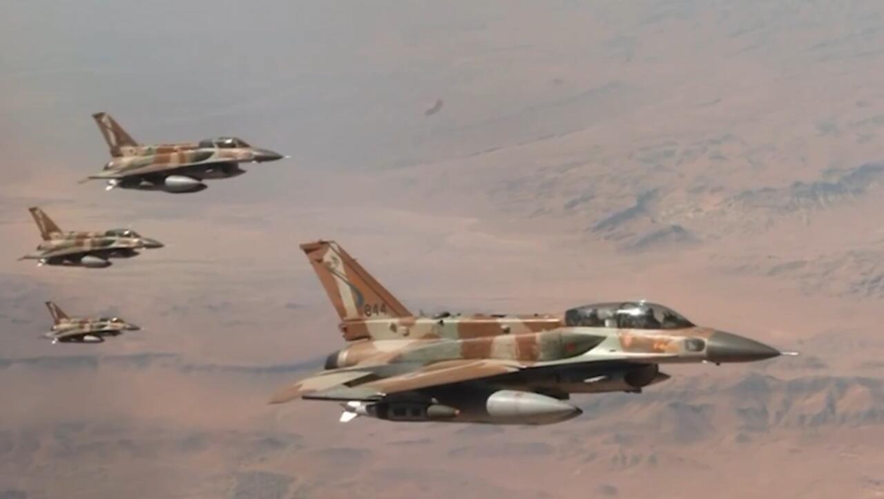 İsrail ordusu Xameneinin təyyarəsini vurdu 