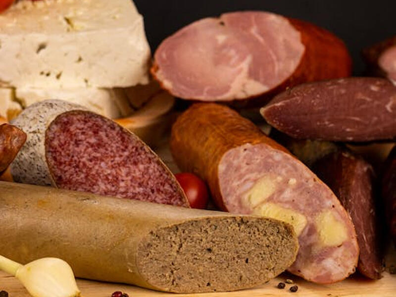 Kolbasanın &uuml;st&uuml;ndə bu s&ouml;z varsa, qəti almayın