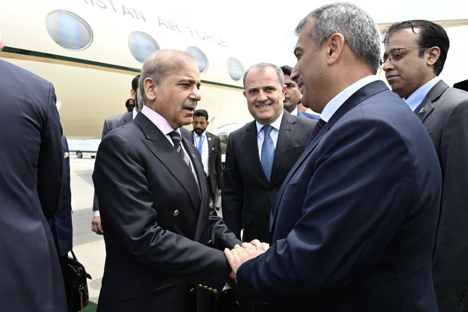 Məhəmməd Şahbaz Şərif Laçındadır  FOTO