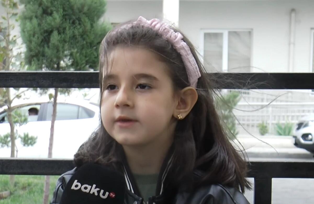 İlham Əliyevin əlindən tutduğu balaca Nilay: "Birlikdə maraqlı söhbət etdik"