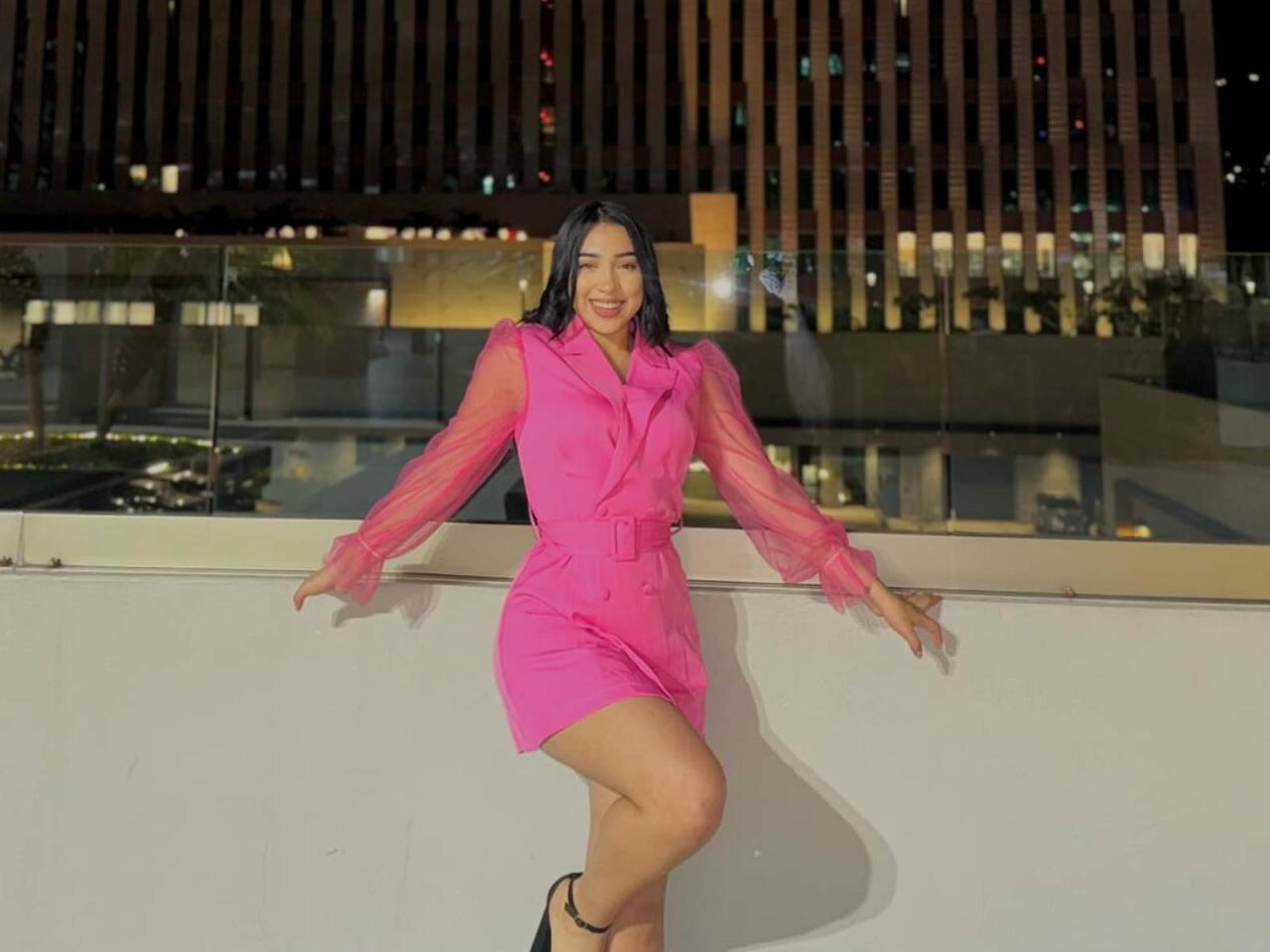 21 yaşlı aparıcı qəfil öldü  FOTO