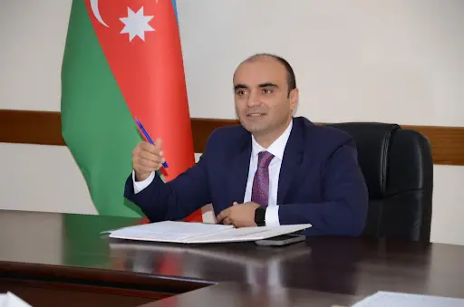 İcra başçısı qadın müavinini vəzifəsindən azad etdi 