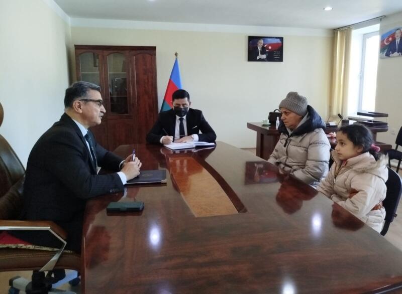 Novruzəli Aslanov İsmayıllıda vətəndaşlarla g&ouml;r&uuml;ş&uuml;b 