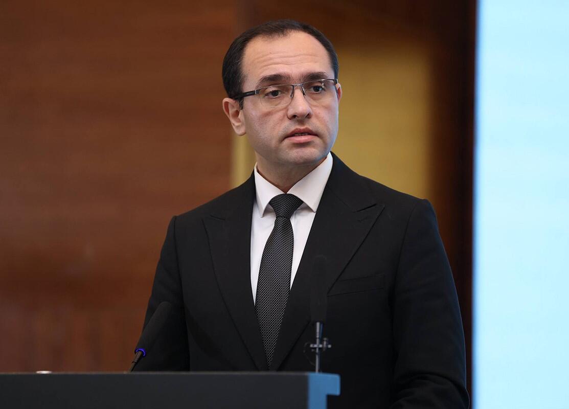 4 m&uuml;avini olacaq  Fərman