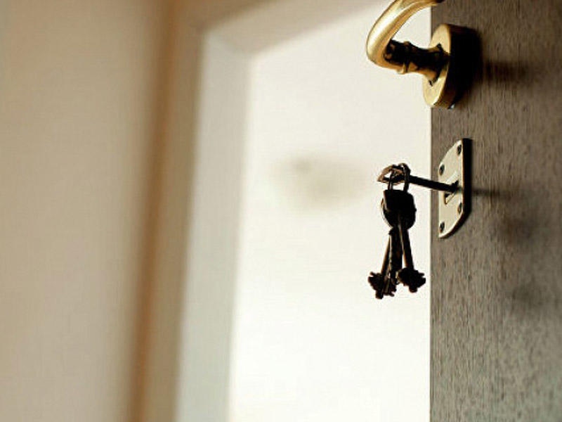 SSRİdə niyə qapılar içəri açılırdı? 