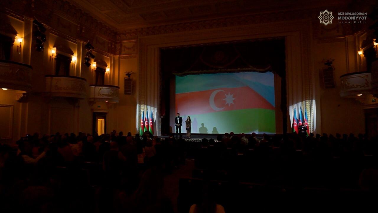 "Vətən əmanəti" adlı konsert təqdim edib  FOTO