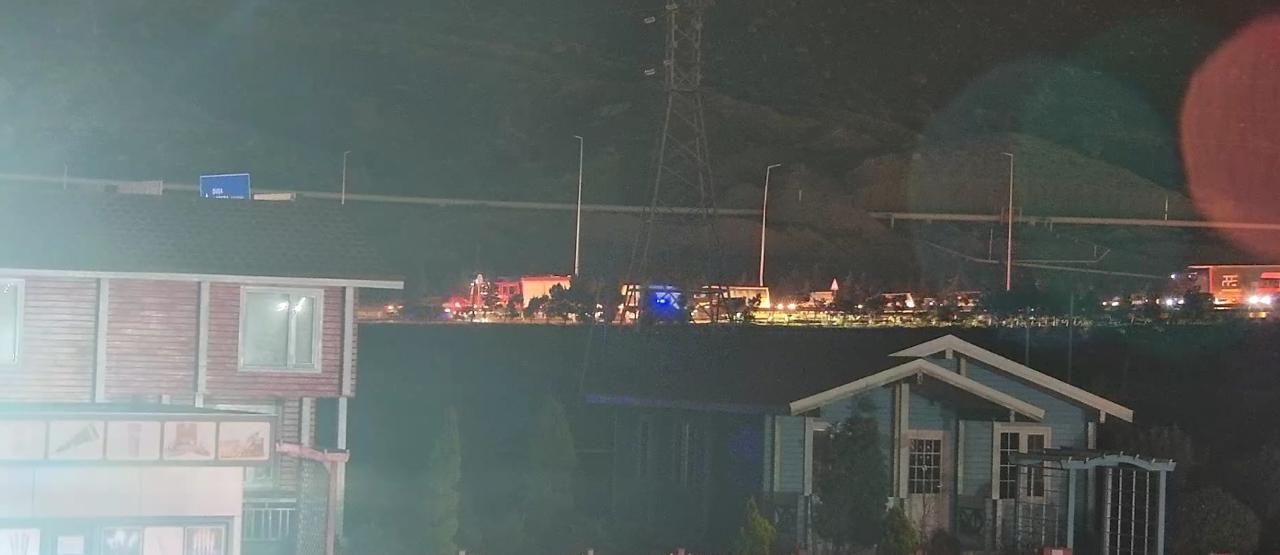 Bakı dairəvi yolda nəqliyyat vasitəsi yandı, sıxlıq yarandı 