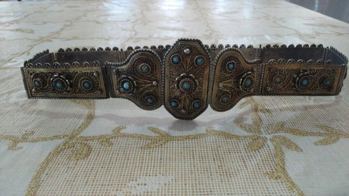 Bakıda fantastik qiymətə kəmər satılır 