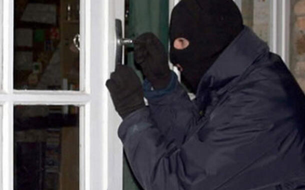 Oğruya xəsarət yetirmək cinayət SAYILIR?