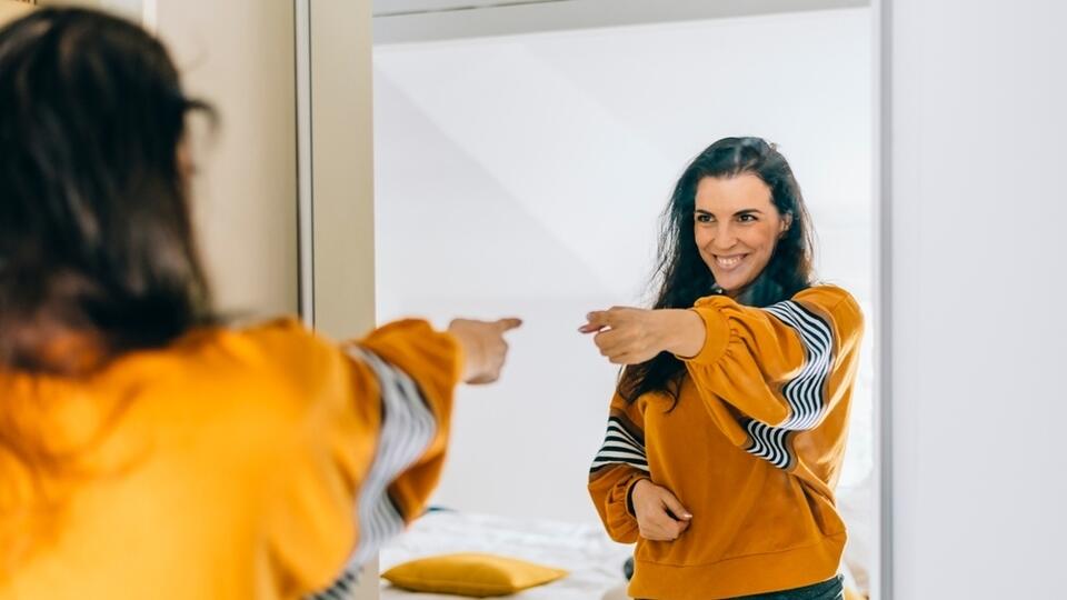 Psixoloqlar deyir: “Danışın!” – Özözünə danışmaq dəli olmaq deyil