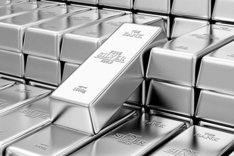 G&uuml;m&uuml;ş&uuml;n qiymətində rekord