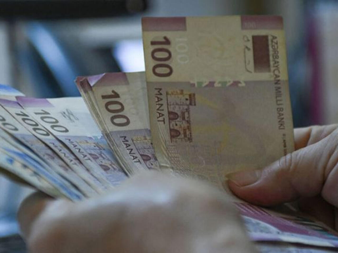 Pensiya yaşı azaldıla bilər?  Nazirlikdən a&ccedil;ıqlama