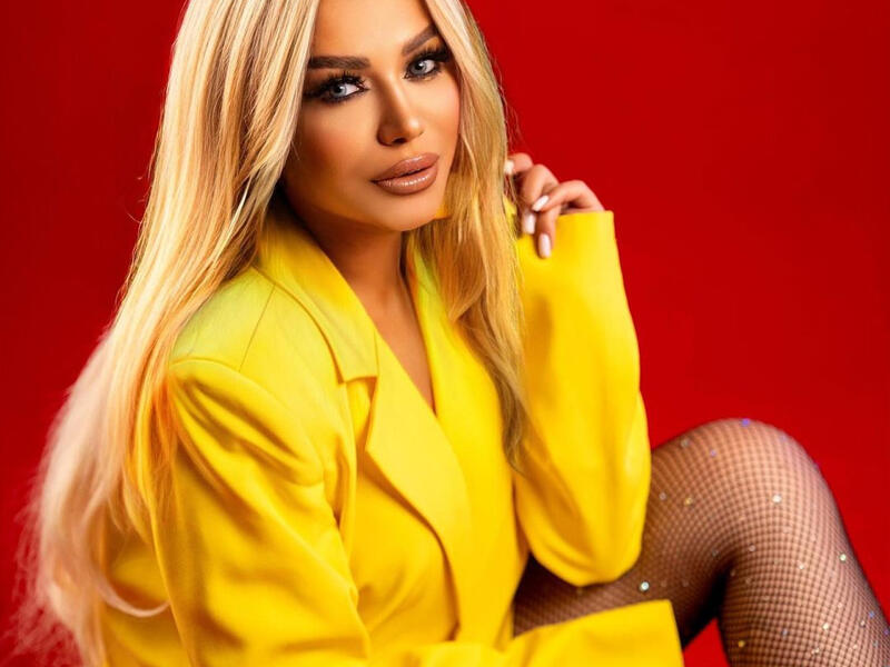 Türkanın makiyajsız halı müzakirələr yaratdı 