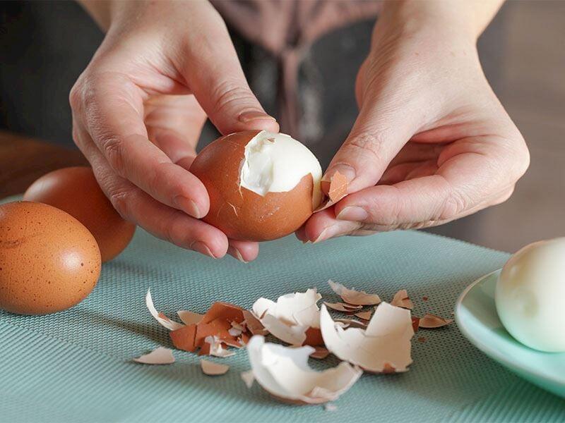 Artıq qabıqlar yapışmayacaq  Sadə, amma effektiv hiylə