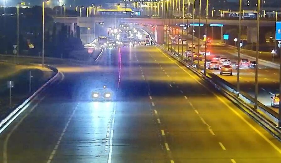 &ldquo;Koroğlu&rdquo; metrosu istiqamətində hərəkət dayandırıldı