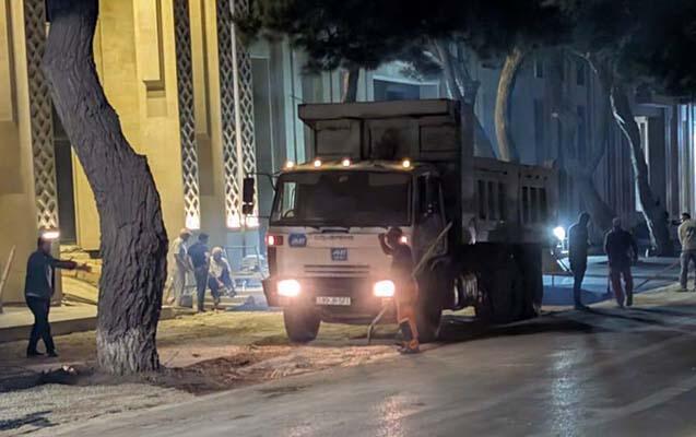 Gecə ilə səkini tutub, ağacları asfaltlayaraq parkinq edənlər cəzalandırıldılar 