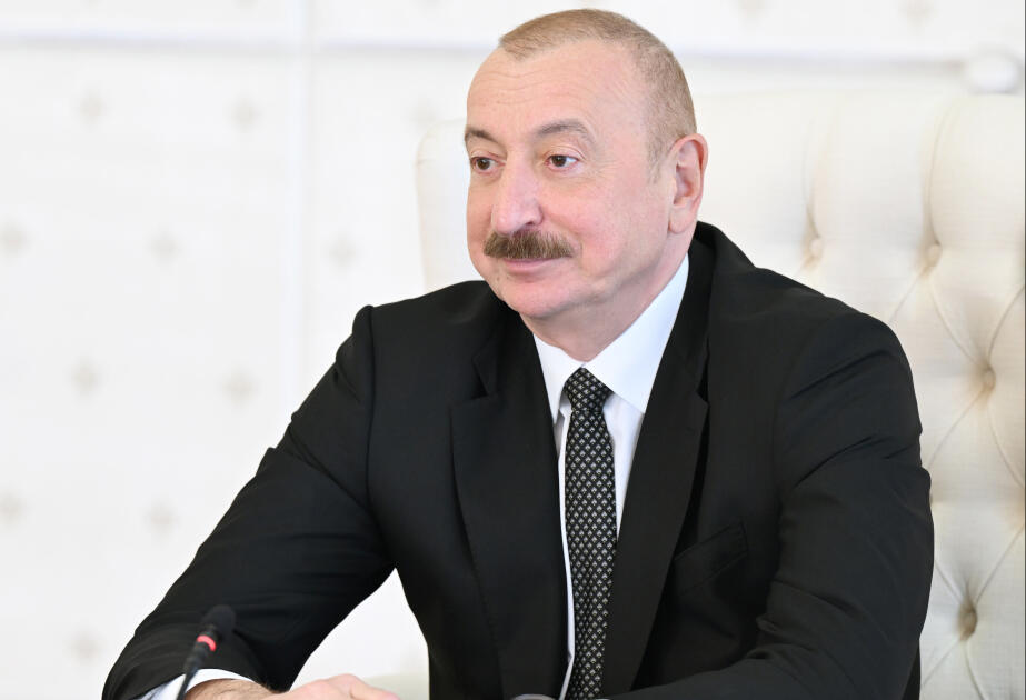 Prezident: Bu gün minifutbol milli komandasının sırf Azərbaycanda doğulub boyabaşa çatmış gənclərdən ibarət olması xüsusi qürur hissi oyadır