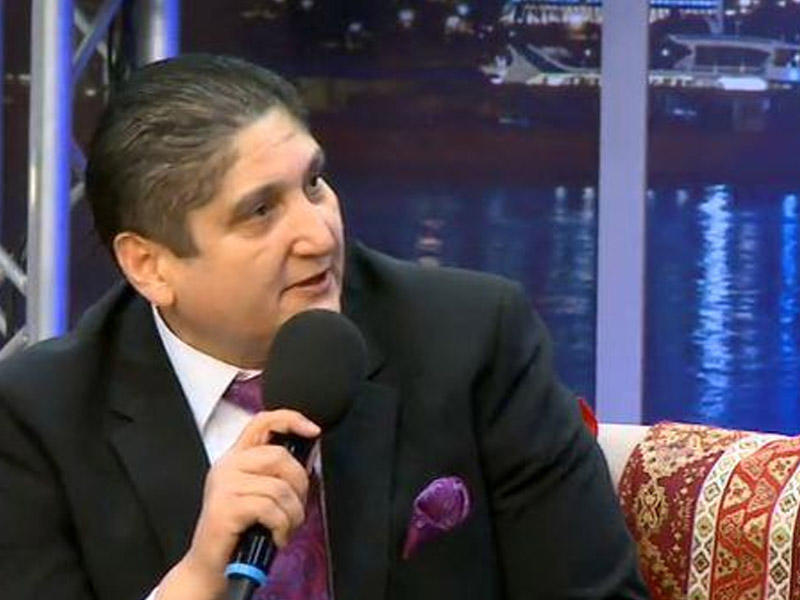 Xalq artistinin "WhatsApp" statusunu ələ saldılar 