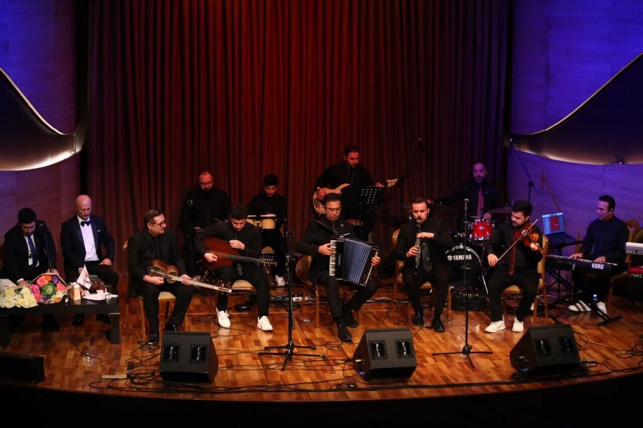 Klarnet ifa&ccedil;ısı Hakim Abdullayevin 65 illik yubileyi qeyd edilib  FOTO