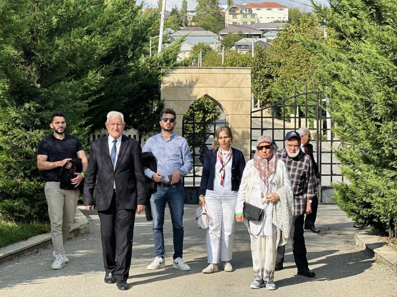 İmadəddin Nəsiminin qohumları Şamaxıda  FOTO