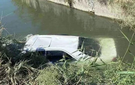 Sumqayıtda avtomobil kanala düşüb, xəsarət alanlar var 