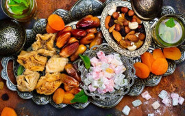 Restoranda iftar etmək ne&ccedil;əyə başa gəlir?