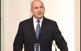 Bolqarıstan prezidenti istefa verdiyini a&ccedil;ıqladı