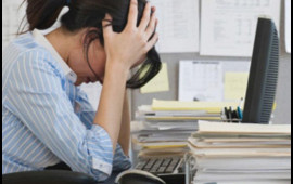 Kompüter qarşısında işləyənlər üçün təhlükə siqnalı: Görmə və onurğa...