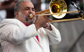 Villi Kolon vəfat etdi