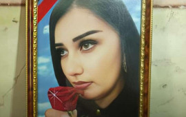 Küçədə qətlə yetirilən Ayşənin üç övladı var imiş 