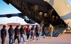 44 əcnəbi G&uuml;rc&uuml;standan deportasiya edildi  Azərbaycanlılar da var